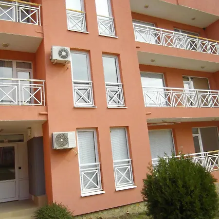 1 Bedroom In Sunny Day 6