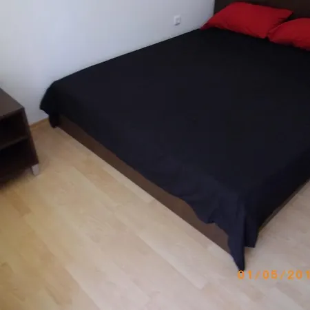 1 Bedroom In Sunny Day 6 Apartment
