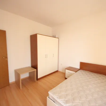 1 Bedroom In Sunny Day 6 * Tunkovo