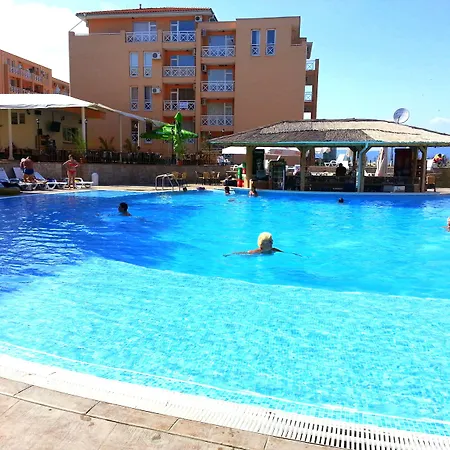 1 Bedroom In Sunny Day 6 * Tunkovo