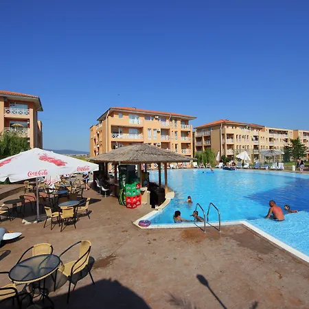 1 Bedroom In Sunny Day 6 Apartment