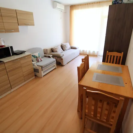 1 Bedroom In Sunny Day 6 Apartment Tunkovo