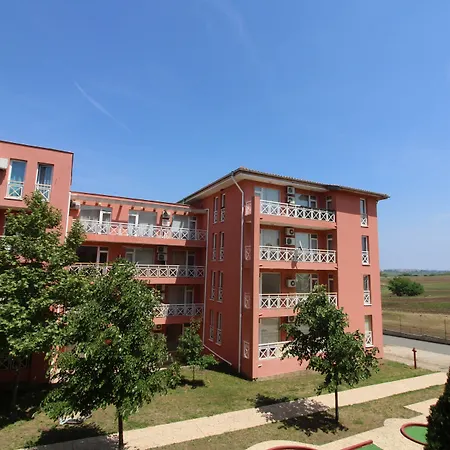 1 Bedroom In Sunny Day 6 Tunkovo
