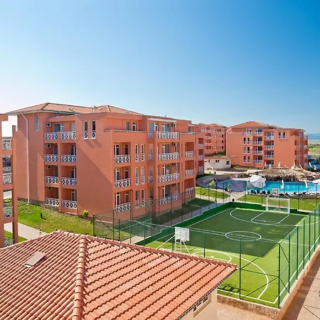 1 Bedroom In Sunny Day 6 Apartment *